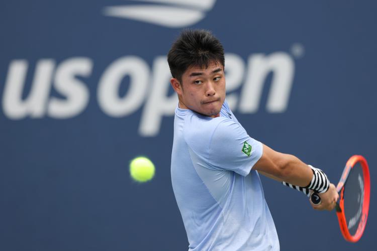 开云体育app中国-西班牙队教练压力巨大！，Doinb遭遇十五持续失利赛场气氛高涨-开云体育app中国